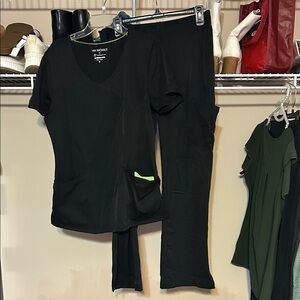 Healing Hands Medium Petite Black Scrub Set